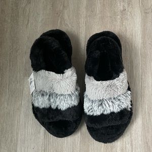 Fluffy back strap Slippers